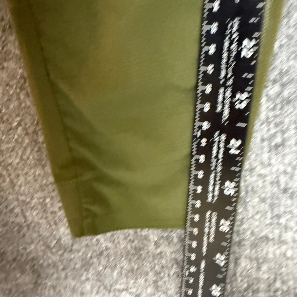 Nike Yoga Dri-FIT Jogger Pants Mens Small Olive Green Tapered CU7378-326 - Picture 12 of 16